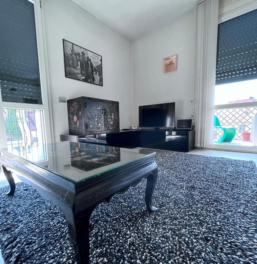 Villa Fenix Milano מראה חיצוני תמונה